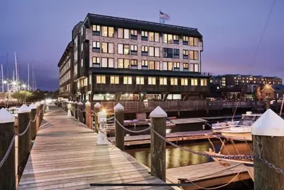 Image de Water Front Condo - Newport Harbor