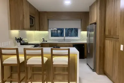 Image de Ocean front villa that has been recently remodeled.