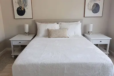 Image de Vero Beach Retreat -5 minutes to Cleveland clinic and the beaches
