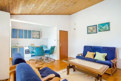 Image de Appartement de deux chambres avec la terrasse et la vue sur le mer Rogoznica (A-20077-b)