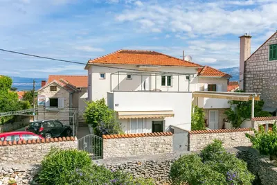 Image de Appartement de deux chambres avec la terrasse Supetar, Brac (A-20134-a)