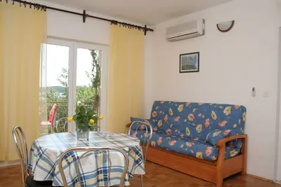 Image de Appartement d'une chambre avec la terrasse et la vue sur le mer Orebic, Peljesac (A-10436-b)