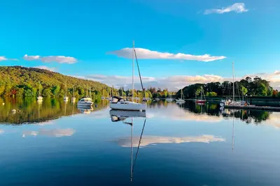 Osprey - Luxury Boat House on the shore of Lake Windermere near to Bowness