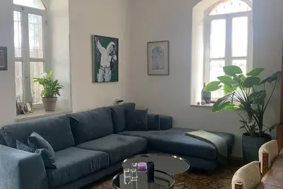 Image de Beautiful and spacious 2 bedroom apartment with large outdoor space
