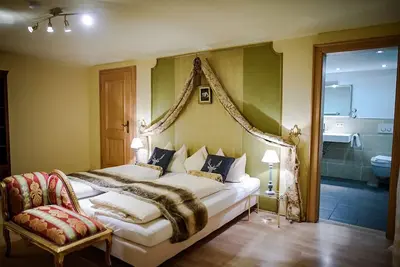 Image de Large country house with mountain views on Gut Rechetsberg south of Munich