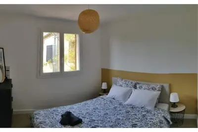 Image de Maison rénovée et chaleureuse au coeur du village