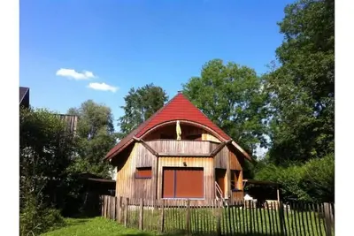 Image de Charmante maison en bois en pleine nature