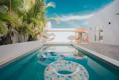 Image de Private villa with pool & gameroom near Eagle Beach