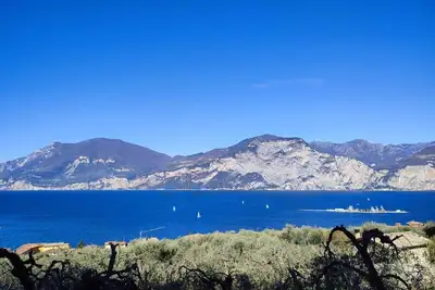 Image de Apartament Malva 2 with balcony and amazing lake view