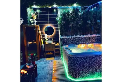 Image de Jungle Vibes 🌴 Jacuzzi - Private Sauna
