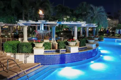 Image de Lakeshore Reserve - Fun & Sophistication
