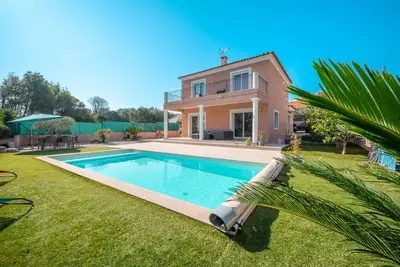 Image de Villa moderne Piscine, proche mer