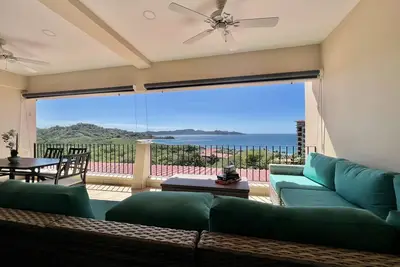 Image de Newly Renovated Condo, Breathtaking Ocean View