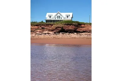 Image de Jerada'S Oceanfront Private Villa