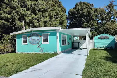 Image de Manatee House Waterfront 3+ bedroom home with Hot Tub in Weeki Wachee