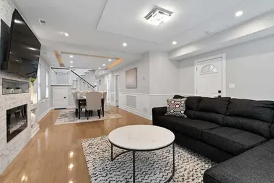 Image de Gorgeous 7bd Home