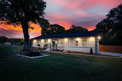 Image de 3-bedroom vacation home just 10 minutes from The Battery Atlanta