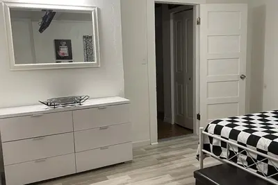 Image de Charming Town House — 10 Minutes from the Legoland Park and Downtown