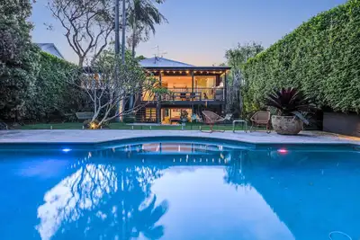Image de Luxury Avalon Beach house - short walk to beach.