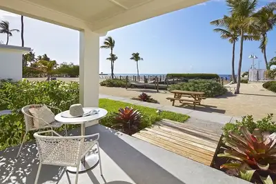 Image de Sportfishing in Florida Keys! Large Unit w/ Private Beach Access! Pool, Parking!