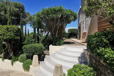 Image de T2 Michele- Bel Appartement dans résidence avec piscine