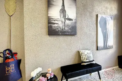 Image de Charmant Studio en Centre-Ville, Proche Thermes avec Balcons et Wifi – Animaux Acceptés