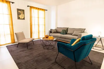 Image de 100 meters from the port of Bonifacio, magnificent new apartment