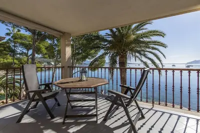 Image de Beautiful two-bedroom apartment on the seafront