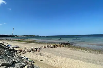 Image de Steps from the beach, charming cottage Plymouth Ma