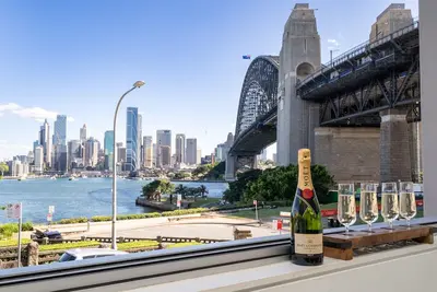 Image de 'Harbourview' - The Best Views of the Harbour Bridge & Circular Quay!