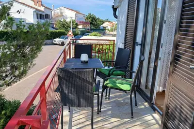 Image de Appartement de vacances Njivice pour 1 - 4 personnes avec 2 chambres à coucher - Appartement de vaca