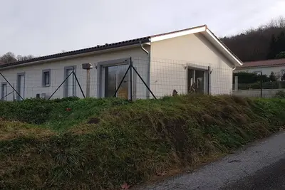 Image de grande Maison lumineuse au calme climatiser