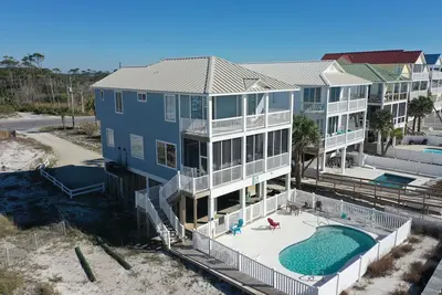 Image de 5br Gulf Front w/Private Pool Near Rock Wall ~ Beach Blessing