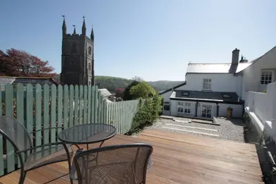 Image de Private garden & central location within 5 min walk of town
