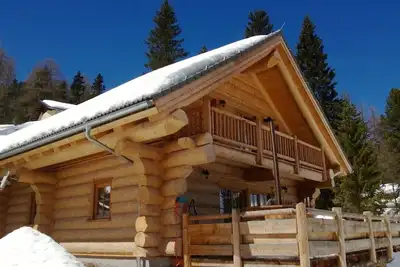 Directly on the slopes\/hiking trails, sauna & hot tub, mountain view