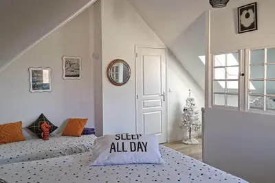 Image de Logement cosy tout équipé, proche mer et plage