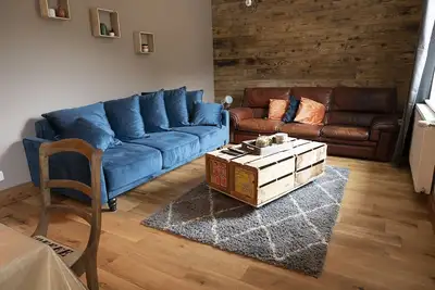 Image de Appartement au milieu des sapins