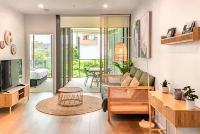 Image de Walk to River, Cute Designer 2br Apt in West End