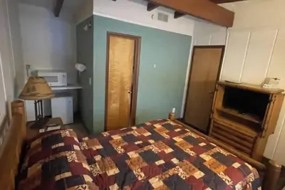 Image de Charming Standard Room with Lake Access 2