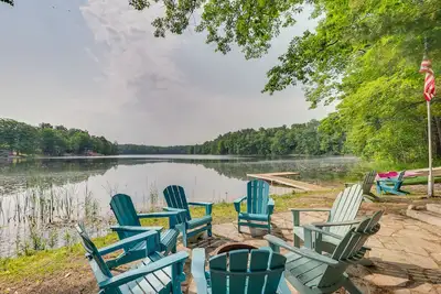 Image de Traverse City Retreat w/ Deck & Lake Access