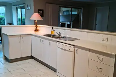 Image de Large Family home in Delecombe10 minutes from the center of Ballarat