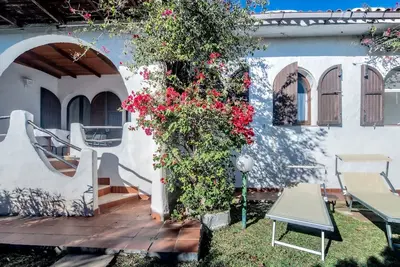 Image de Beautiful detached villa within walking distance of the beach in Costa Rei