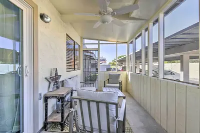 Image de Downtown Gilbert Condo w/ Screened Porch!