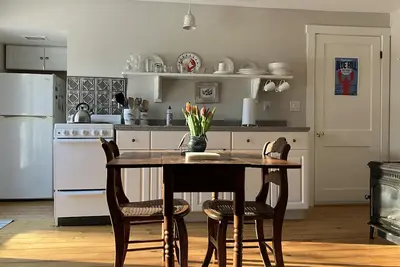 Image de Cozy, private cottage for two