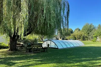 Image de Gîte familial avec piscine et spa