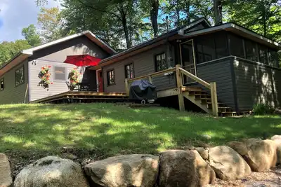 Image de Modern Adk Cabin \nwith Outdoor Sauna in Old Forge