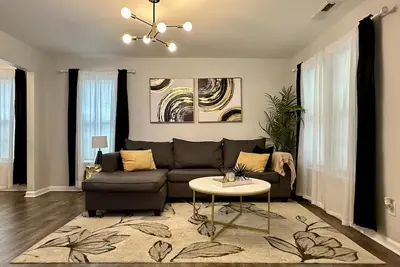 Image de Beautiful Modern House 5 minutes To Downtown Raleigh