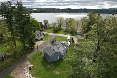 Image de Berkshires Lake View, Hot Tub, Large Open Great Room, Lrg Kitchen
