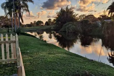 Image de Sandpiper Bay Breeze On A Lake By The Golf Course (Club Med Area)