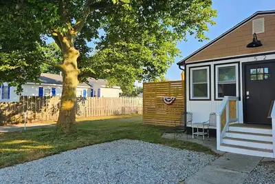 Image de Prime Aug week still available, rent 4 nights, get 5th free! ! Gut reno in '23!